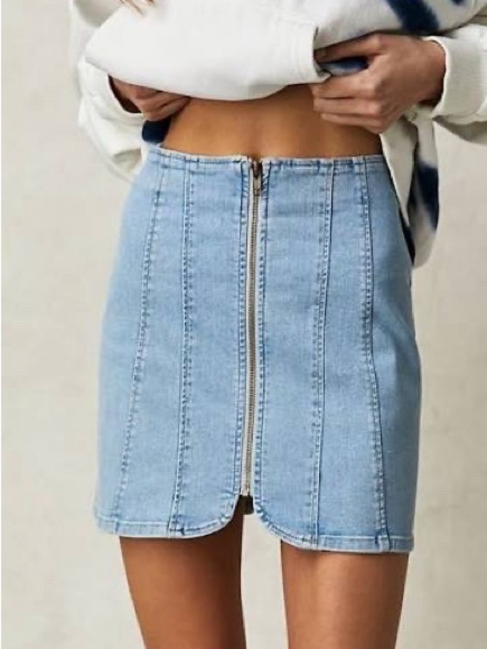 We The Free NWT! Women'S Layla Denim Mini Skirt Size 12
Super Stretch